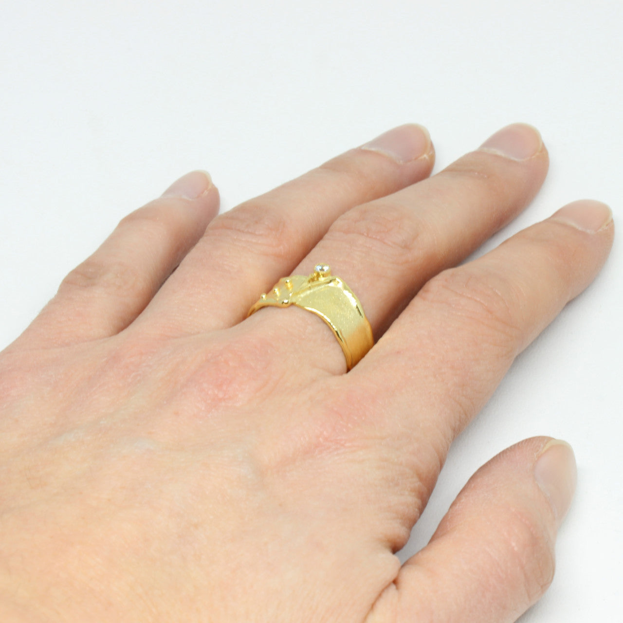 Ring in 333 Gelbgold mit Zirkonia