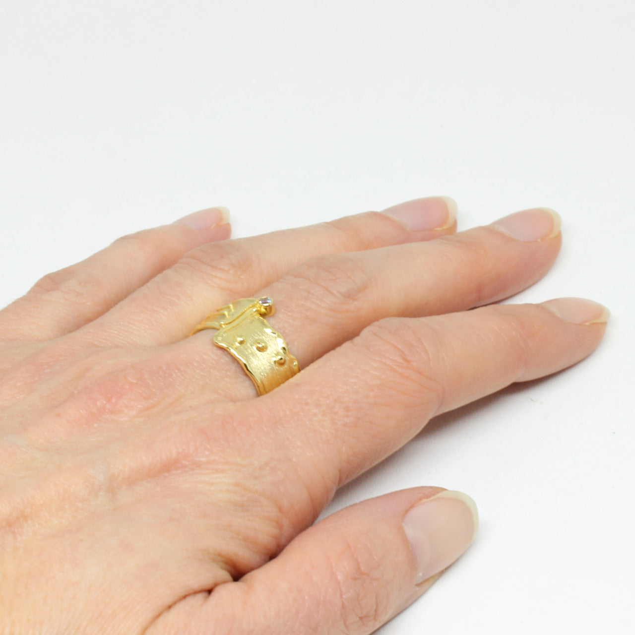 Ring in 333 Gelbgold mit Zirkonia