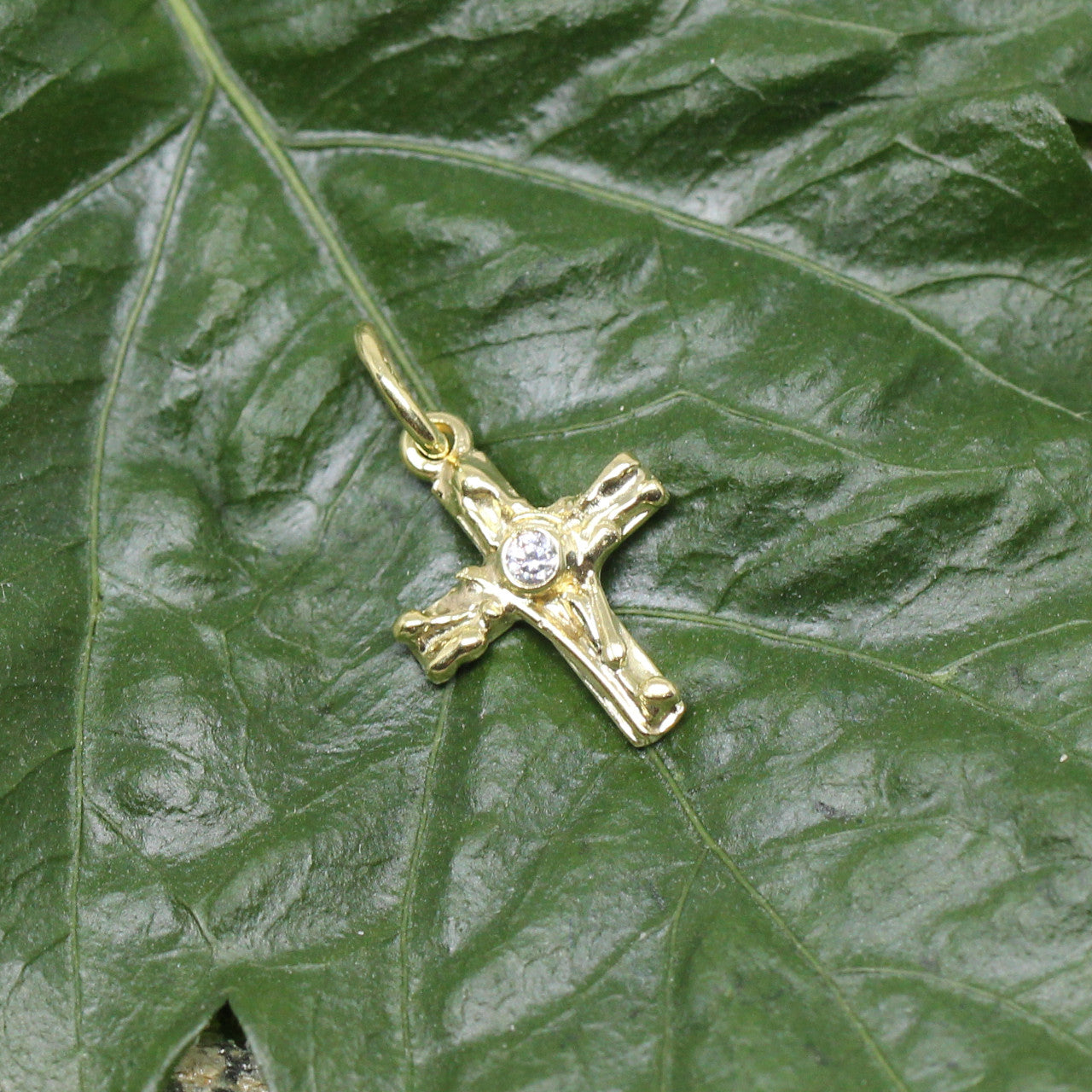 Anhänger Kreuz in 585 Gelbgold